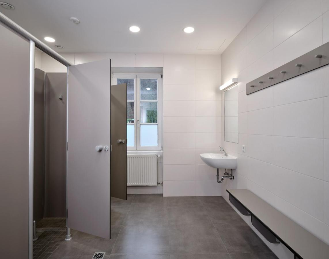 Youth Hostel לארושט מראה חיצוני תמונה